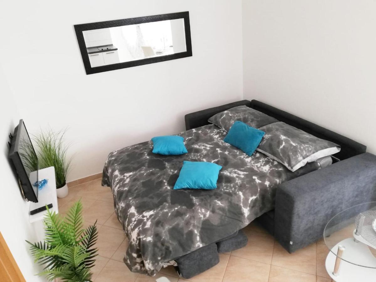 Apartment Toni With Private Parking Zadar Exterior photo